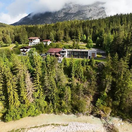 Hotel Garni Isarlodge Wiesenhof Scharnitz Zewnętrze zdjęcie