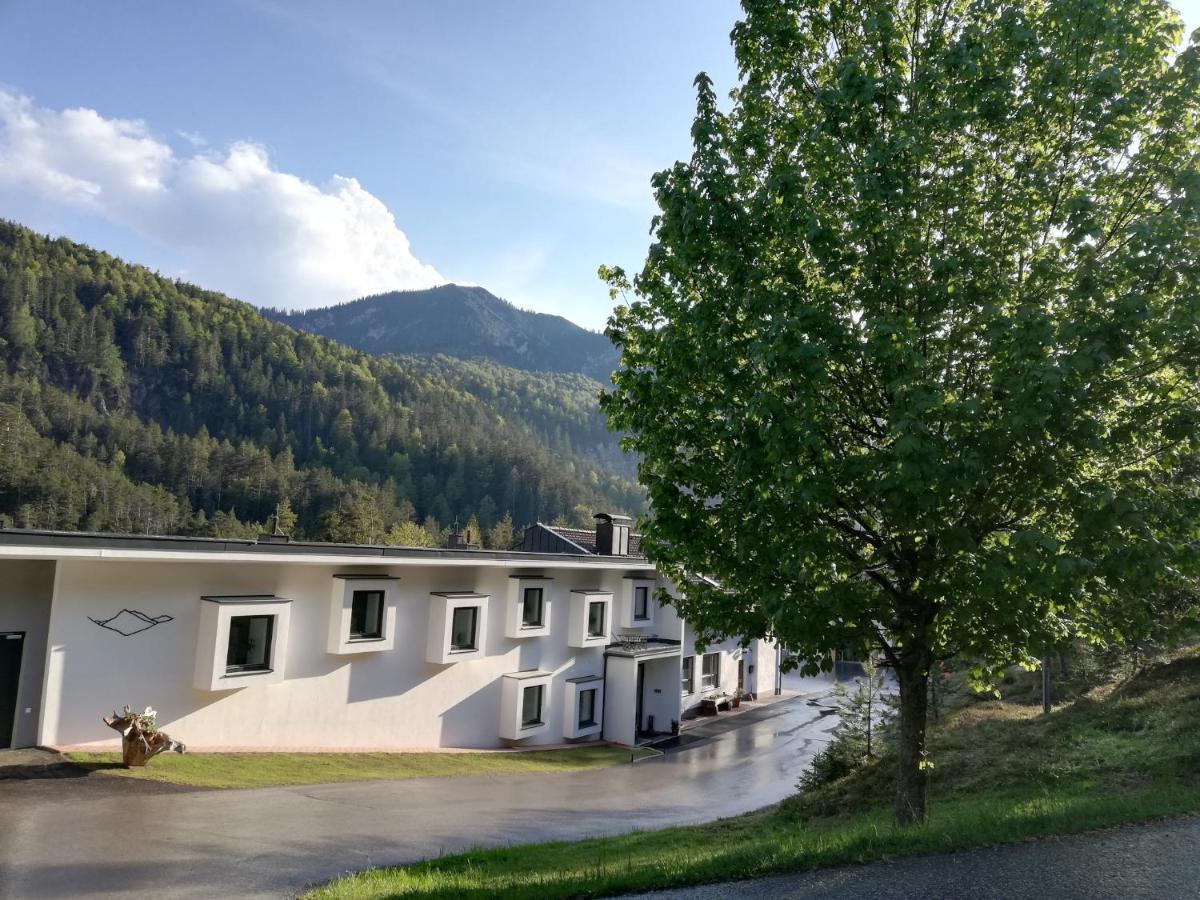 Hotel Garni Isarlodge Wiesenhof Scharnitz Zewnętrze zdjęcie