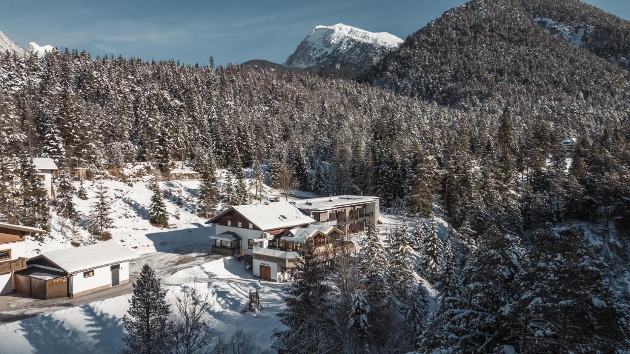 Hotel Garni Isarlodge Wiesenhof Scharnitz Zewnętrze zdjęcie